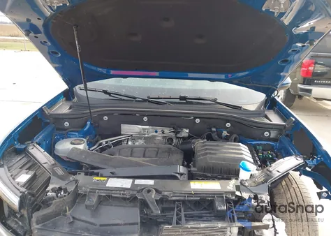 2025 Volkswagen Atlas 2.0T Se W/Technology from USA, damaged, VIN 1V2JR2CA7SC529052